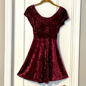 Wet Seal Dress XS, wine